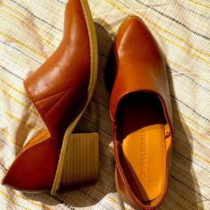 Ladies 7 booties unused